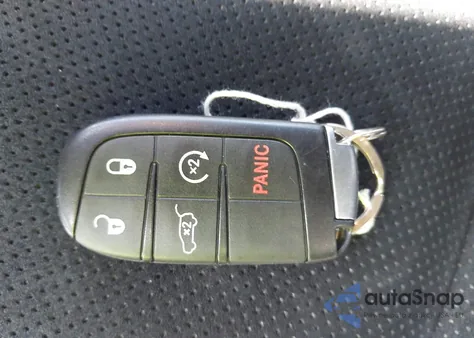 2015 Jeep Grand Cherokee Altitude из США, поврежденный, VIN 1C4RJFAG4FC932521